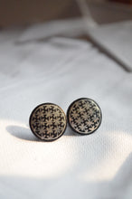 Load image into Gallery viewer, Bidri Cufflinks with Silver Inlay - Round