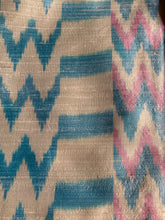 Load image into Gallery viewer, Indian Jacket - White Wave (Raw Silk Ikat)