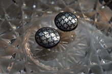 Load image into Gallery viewer, Bidri Cufflinks with Silver Inlay - Round
