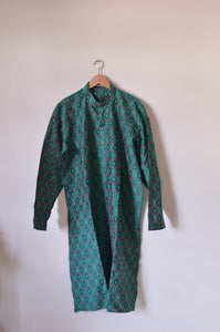 Ikat kurta in Green