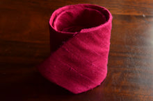 Load image into Gallery viewer, Raw Silk Necktie in Solid Magenta
