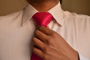 Raw Silk Necktie in Solid Magenta