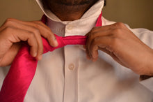 Load image into Gallery viewer, Raw Silk Necktie in Solid Magenta
