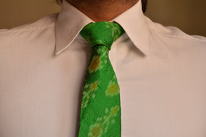 Raw Silk Ikat Necktie in Forest Green