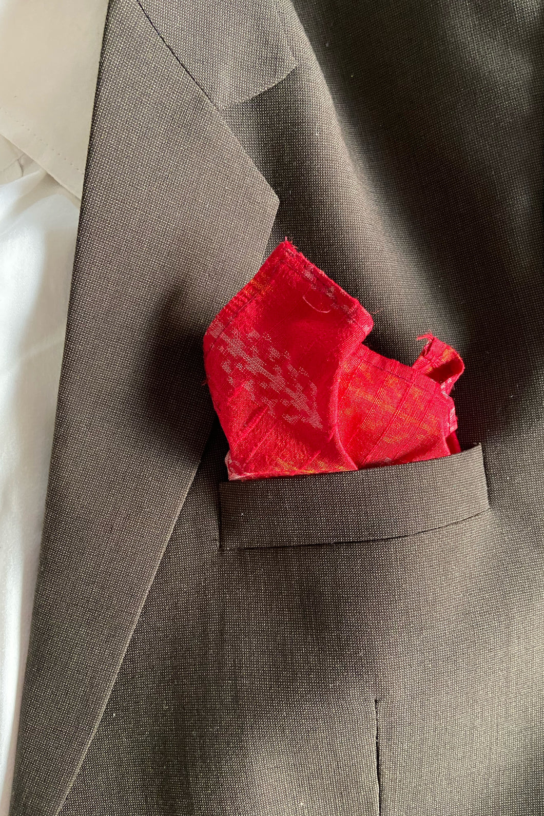 Pocket Squares in Ikat Maroon & Raw Silk Blue (Set of 2)