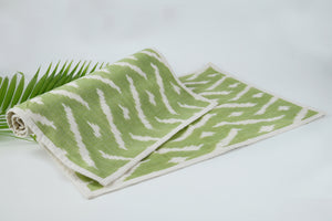 Cotton Ikat Placemat in Green (set of 2)