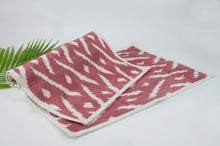 Load image into Gallery viewer, Cotton Ikat Placemat in Maroon (set of 2)
